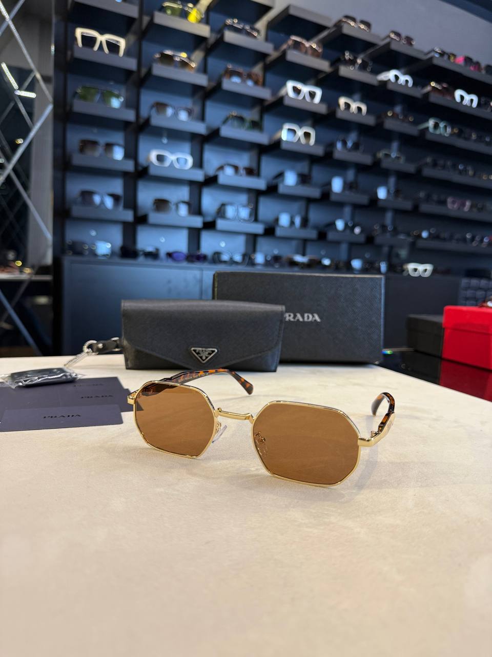 Prada Symbole