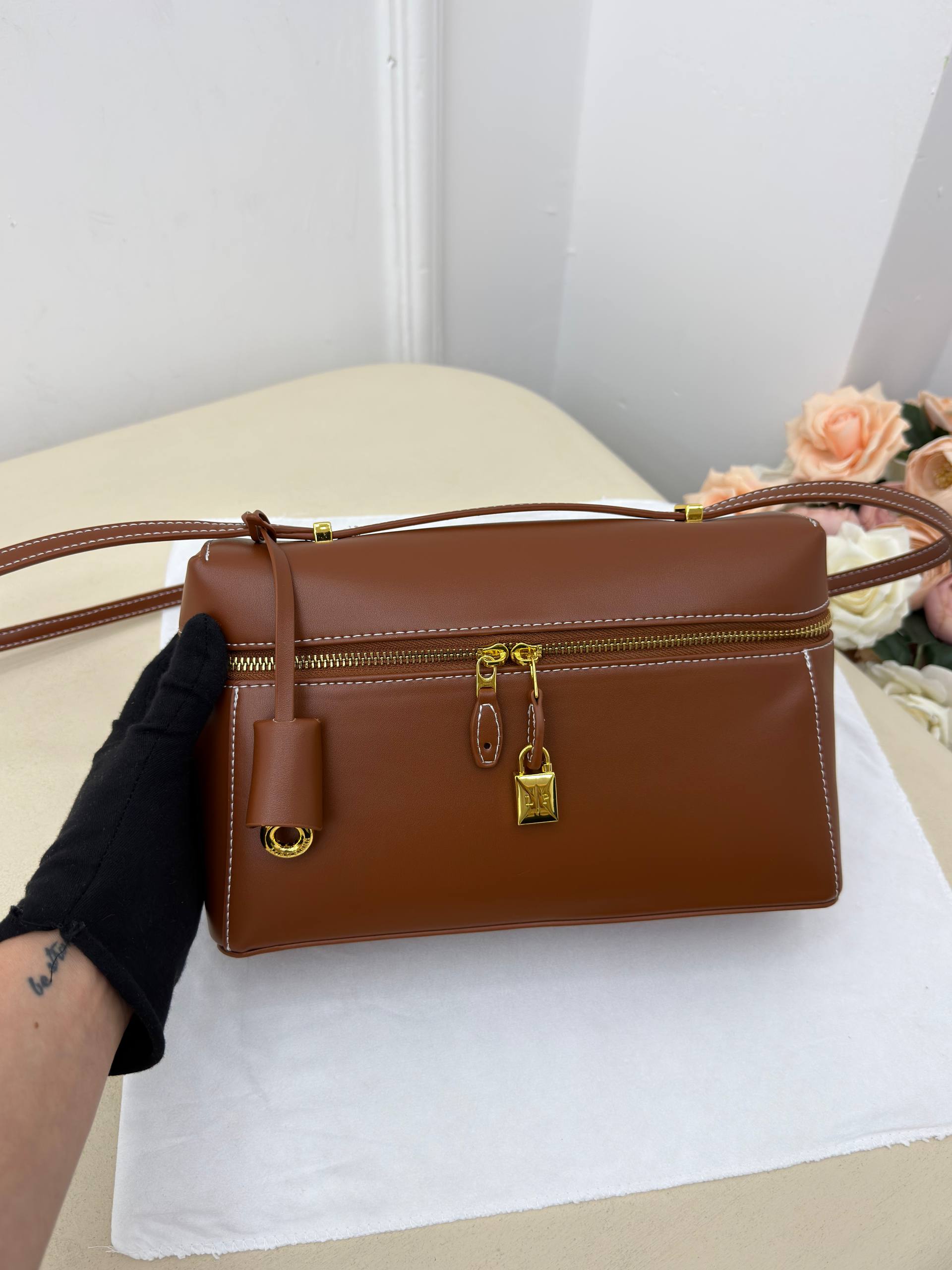 Loro Piana Extra Bag L23 Kahverengi