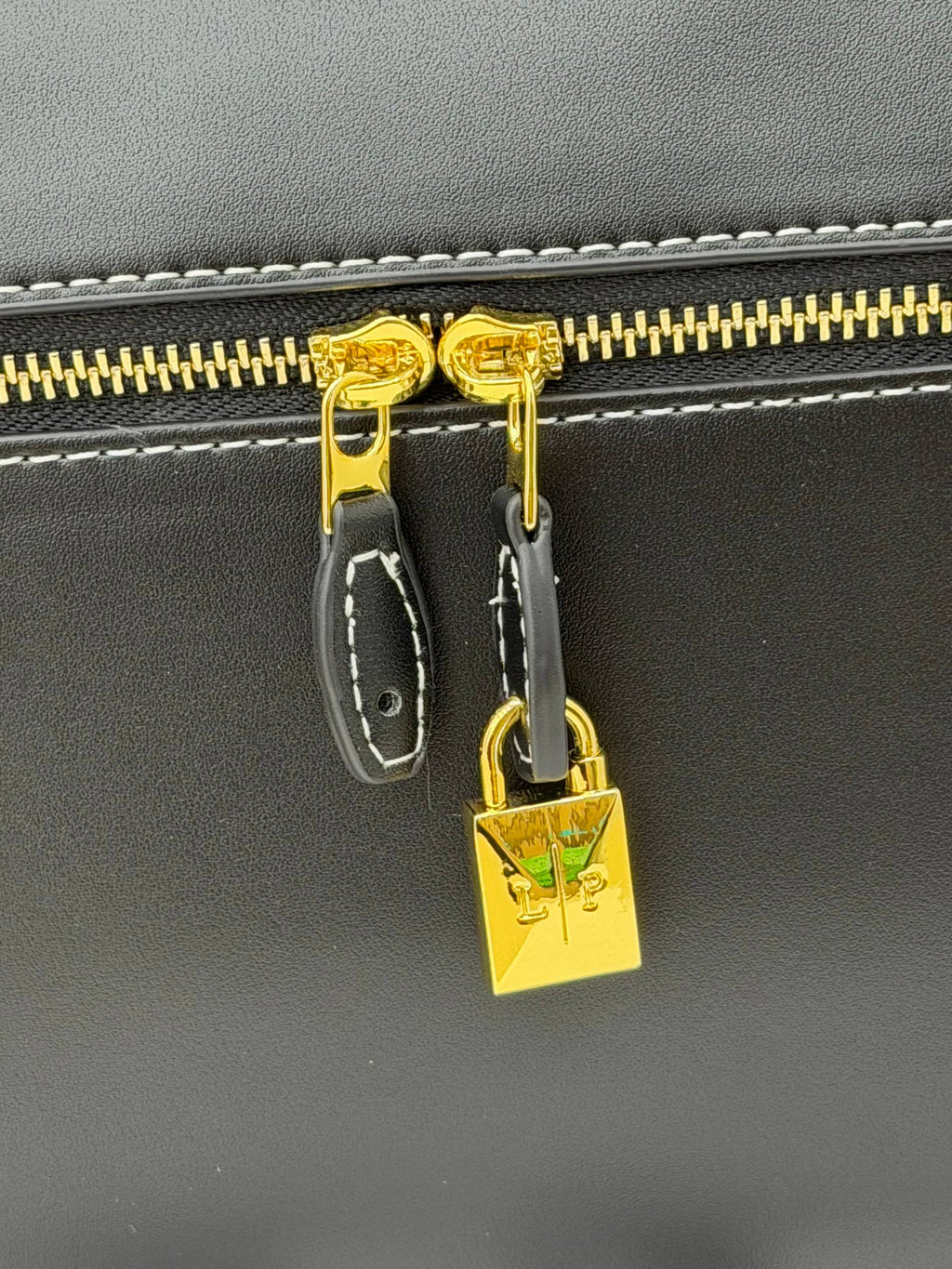 Loro Piana Extra Bag L23 Siyah
