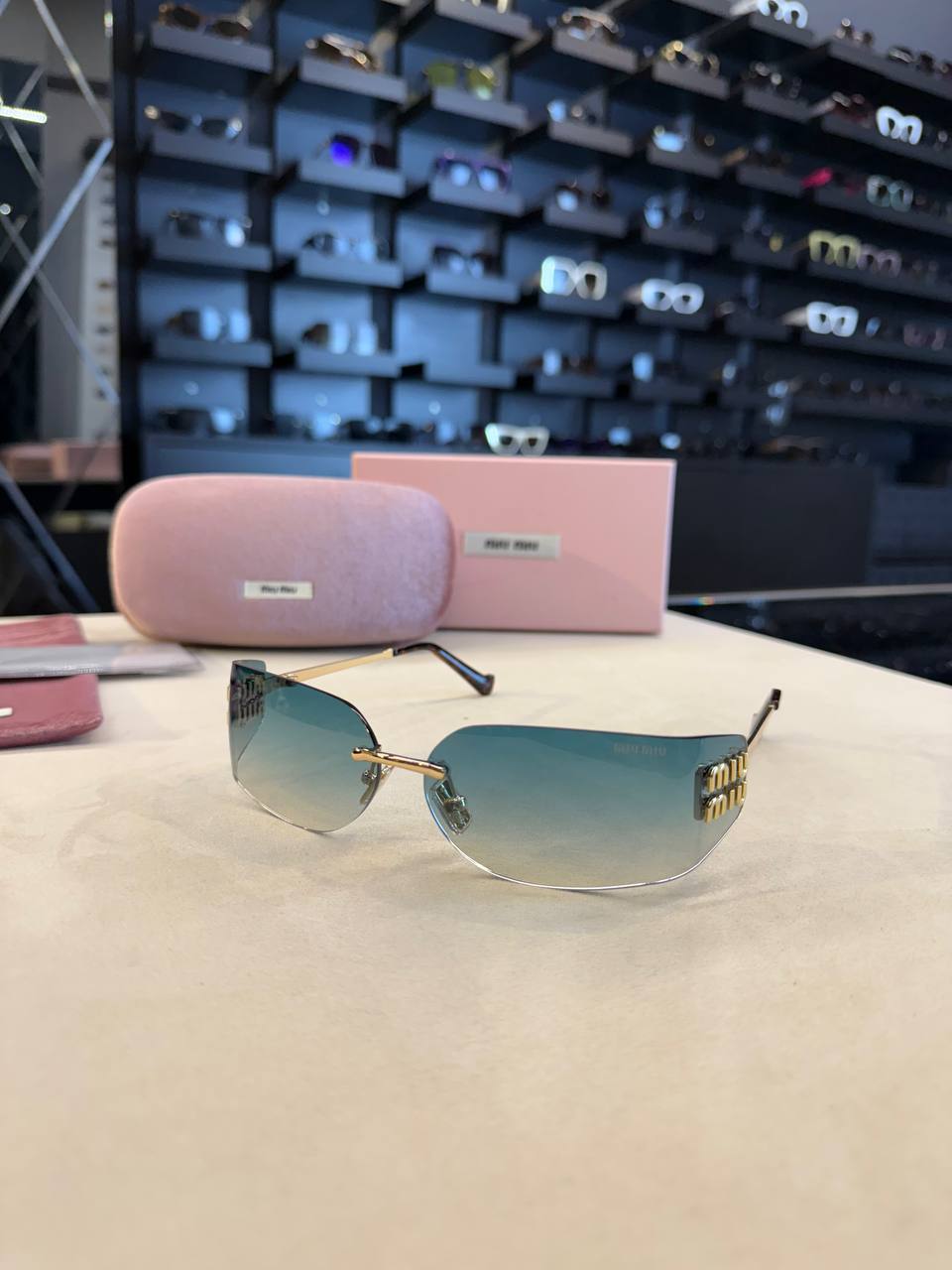 Miu Miu Glimpse