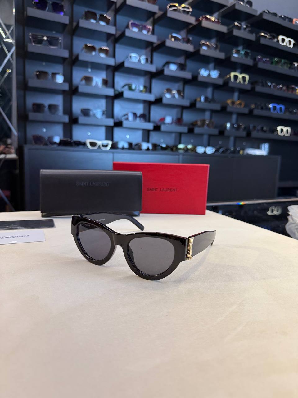 Saint Laurent SL