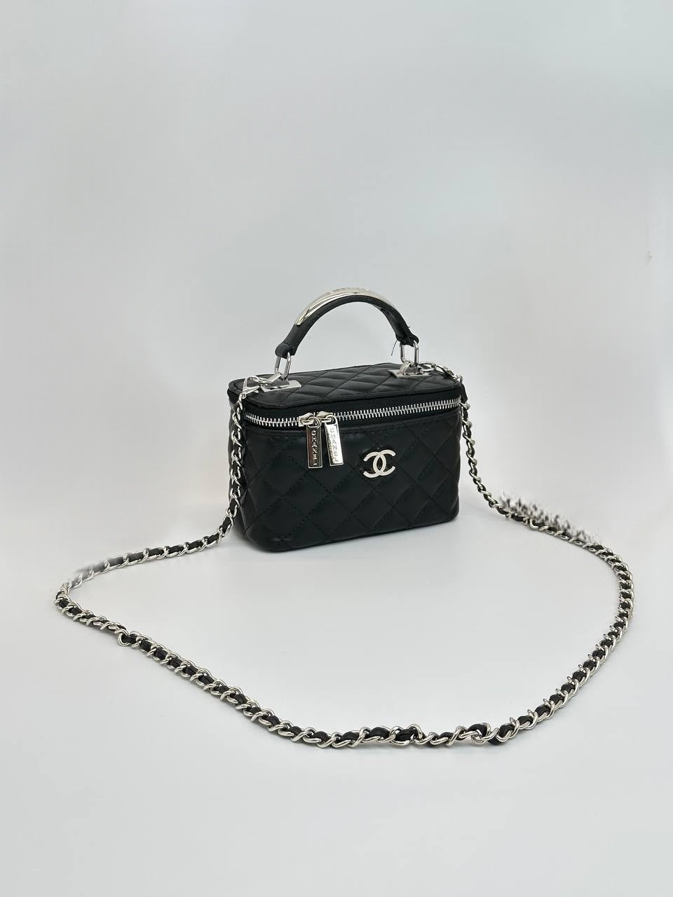 Chanel Vanity Case Siyah (gümüş aksesuar)