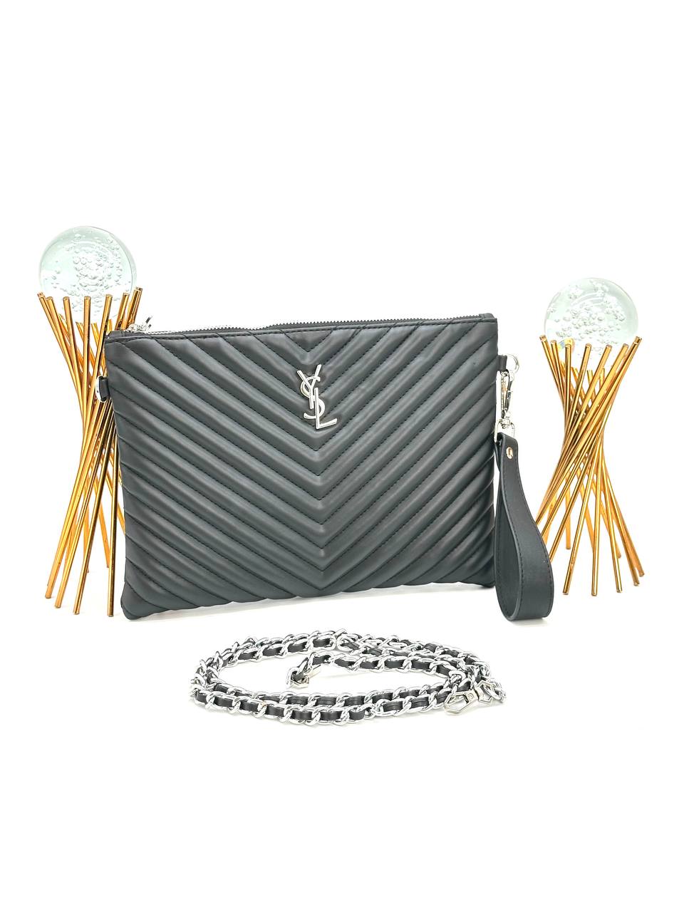 Yves Saint Laurent Siyah